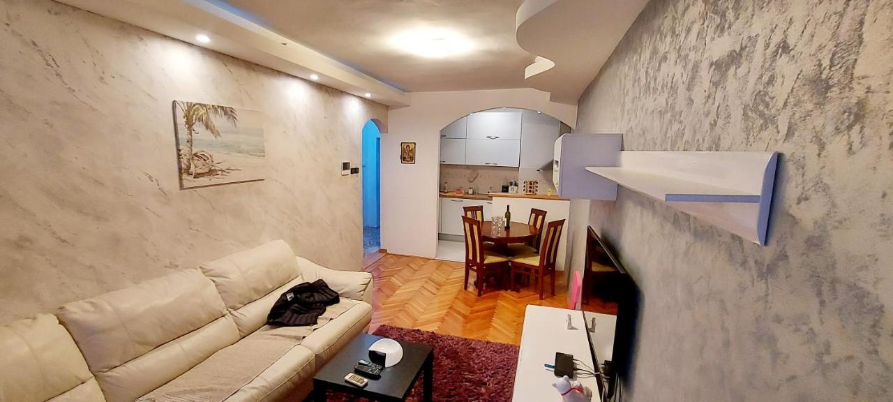 Apartament Dublin Stan Na Dan U Marsala Tita Bar Zewnętrze zdjęcie