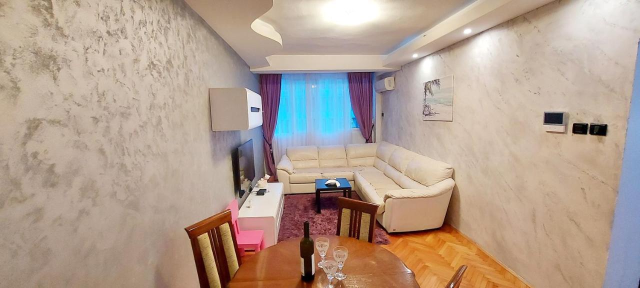 Apartament Dublin Stan Na Dan U Marsala Tita Bar Zewnętrze zdjęcie